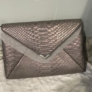Stella&Dot clutch